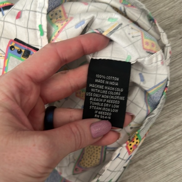 Super Massive Cotton Retro TV Print Short Sleeve Button Up Size Large - Picture 5 of 8